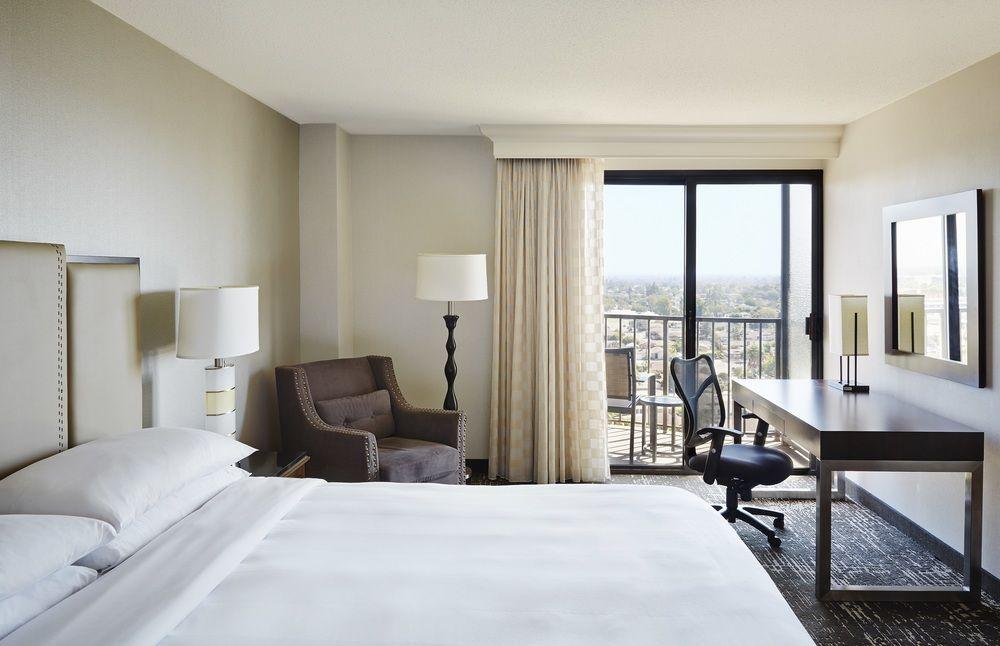 Anaheim Marriott Hotell Eksteriør bilde